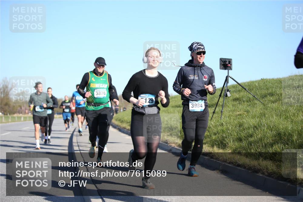 06.04.2025 - 44. Internationalen Wilhelmsburger Insellauf Jannik Wohlers http://msf.ph/oto/7615089 06.04.2025 09:33:01 Laufen 3878, 129, 3984 meine-sportfotos.de