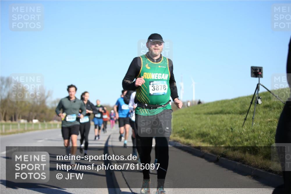 06.04.2025 - 44. Internationalen Wilhelmsburger Insellauf Jannik Wohlers http://msf.ph/oto/7615097 06.04.2025 09:33:03 Laufen 3878 meine-sportfotos.de