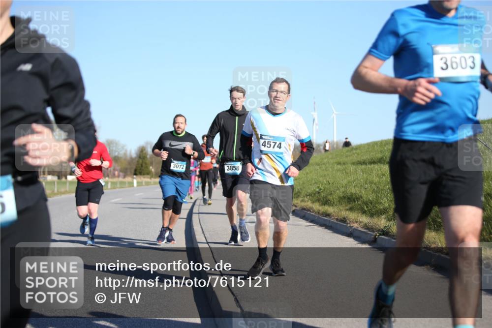 06.04.2025 - 44. Internationalen Wilhelmsburger Insellauf Jannik Wohlers http://msf.ph/oto/7615121 06.04.2025 09:33:07 Laufen 3072, 3858, 4574, 3603 meine-sportfotos.de