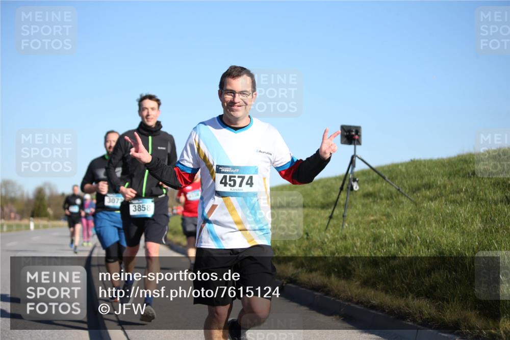 06.04.2025 - 44. Internationalen Wilhelmsburger Insellauf Jannik Wohlers http://msf.ph/oto/7615124 06.04.2025 09:33:08 Laufen 3072, 3858, 4574 meine-sportfotos.de
