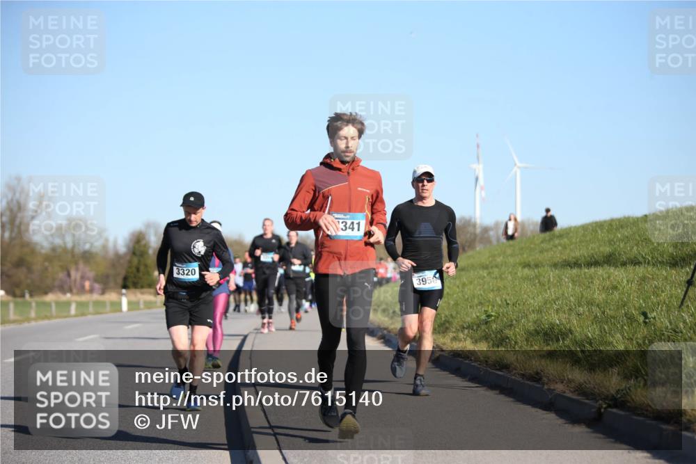 06.04.2025 - 44. Internationalen Wilhelmsburger Insellauf Jannik Wohlers http://msf.ph/oto/7615140 06.04.2025 09:33:11 Laufen 3320, 341, 3956 meine-sportfotos.de
