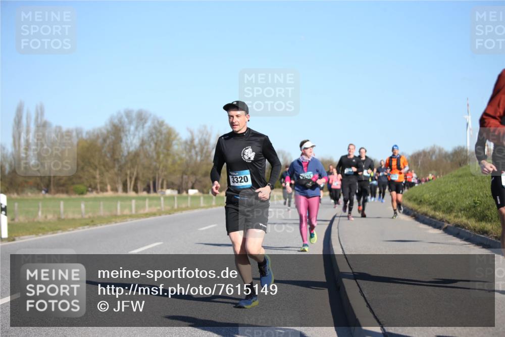 06.04.2025 - 44. Internationalen Wilhelmsburger Insellauf Jannik Wohlers http://msf.ph/oto/7615149 06.04.2025 09:33:13 Laufen 3320, 35 meine-sportfotos.de
