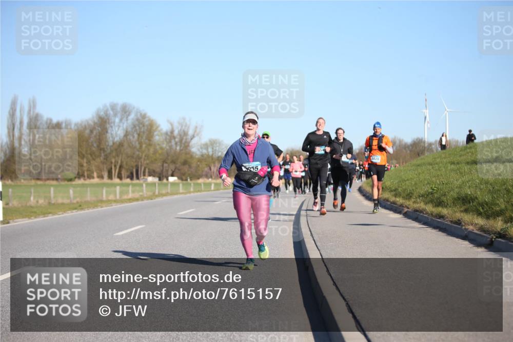 06.04.2025 - 44. Internationalen Wilhelmsburger Insellauf Jannik Wohlers http://msf.ph/oto/7615157 06.04.2025 09:33:15 Laufen 3955, 5020 meine-sportfotos.de