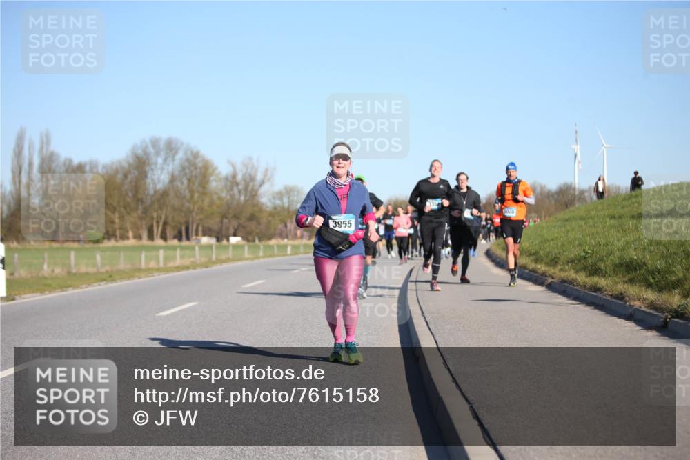 06.04.2025 - 44. Internationalen Wilhelmsburger Insellauf Jannik Wohlers http://msf.ph/oto/7615158 06.04.2025 09:33:15 Laufen 3955, 5020 meine-sportfotos.de