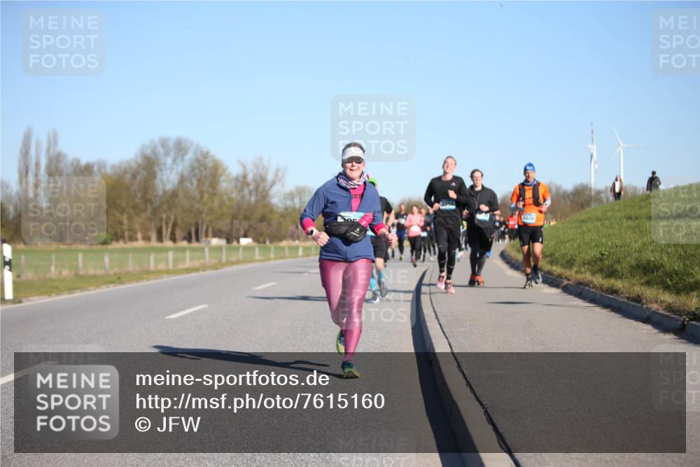 06.04.2025 - 44. Internationalen Wilhelmsburger Insellauf Jannik Wohlers http://msf.ph/oto/7615160 06.04.2025 09:33:15 Laufen 5020 meine-sportfotos.de