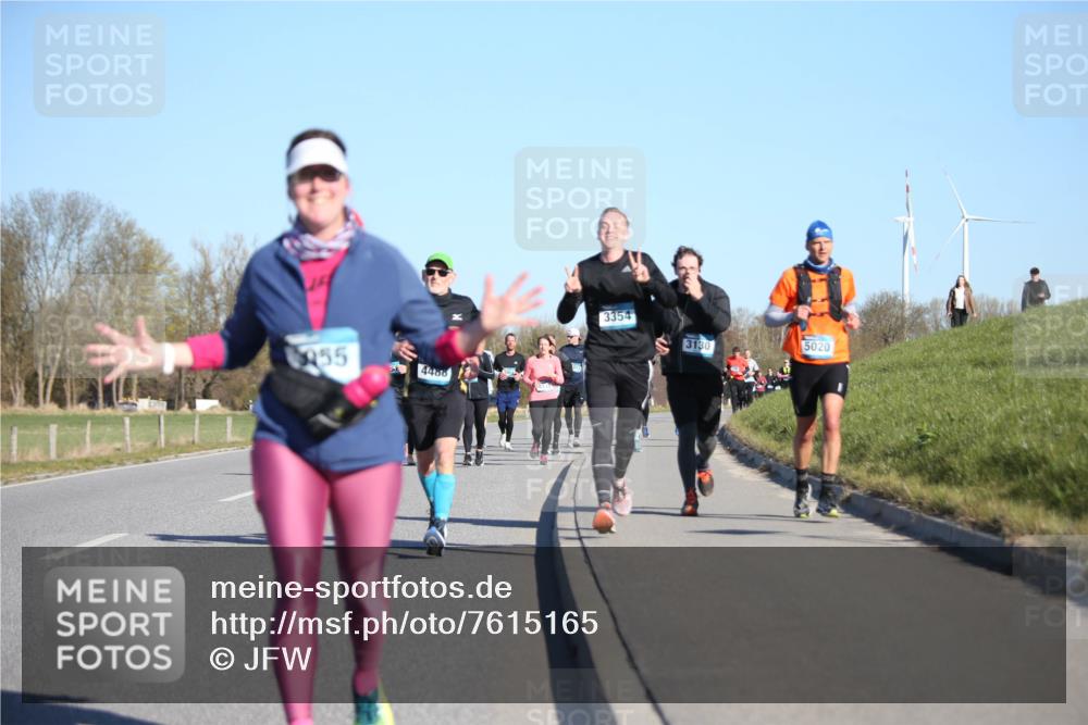 06.04.2025 - 44. Internationalen Wilhelmsburger Insellauf Jannik Wohlers http://msf.ph/oto/7615165 06.04.2025 09:33:16 Laufen 6955, 4486, 3354, 3130, 5020 meine-sportfotos.de