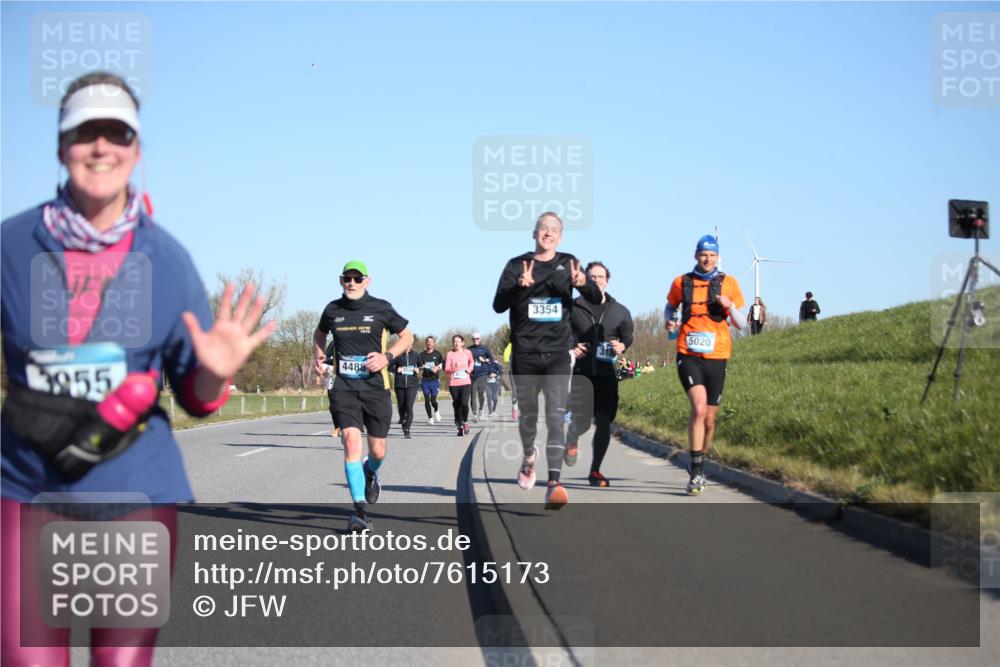 06.04.2025 - 44. Internationalen Wilhelmsburger Insellauf Jannik Wohlers http://msf.ph/oto/7615173 06.04.2025 09:33:17 Laufen 5955, 201, 3354, 5020, 4488 meine-sportfotos.de