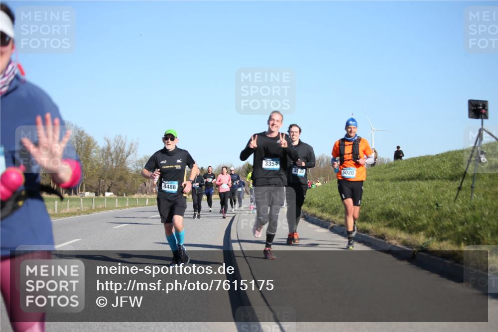 06.04.2025 - 44. Internationalen Wilhelmsburger Insellauf Jannik Wohlers http://msf.ph/oto/7615175 06.04.2025 09:33:18 Laufen 4488, 3354, 3130, 5020 meine-sportfotos.de