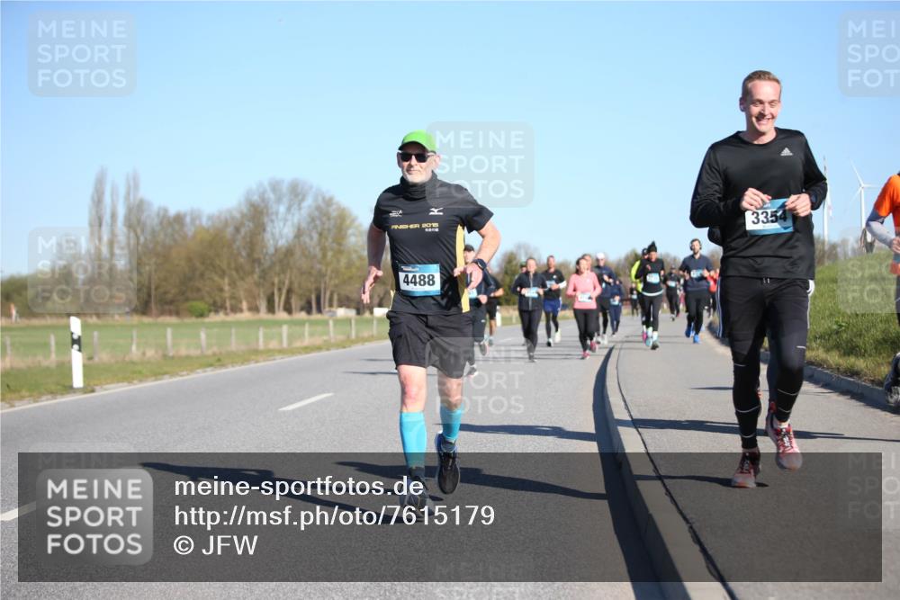 06.04.2025 - 44. Internationalen Wilhelmsburger Insellauf Jannik Wohlers http://msf.ph/oto/7615179 06.04.2025 09:33:19 Laufen 2015, 4488, 3354 meine-sportfotos.de