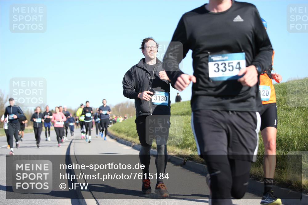 06.04.2025 - 44. Internationalen Wilhelmsburger Insellauf Jannik Wohlers http://msf.ph/oto/7615184 06.04.2025 09:33:20 Laufen 3130, 3354, 20 meine-sportfotos.de