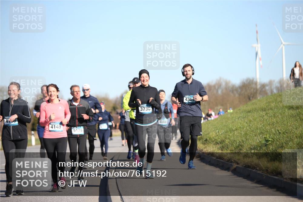 06.04.2025 - 44. Internationalen Wilhelmsburger Insellauf Jannik Wohlers http://msf.ph/oto/7615192 06.04.2025 09:33:22 Laufen 4145, 5136, 3730, 4048, 4354 meine-sportfotos.de