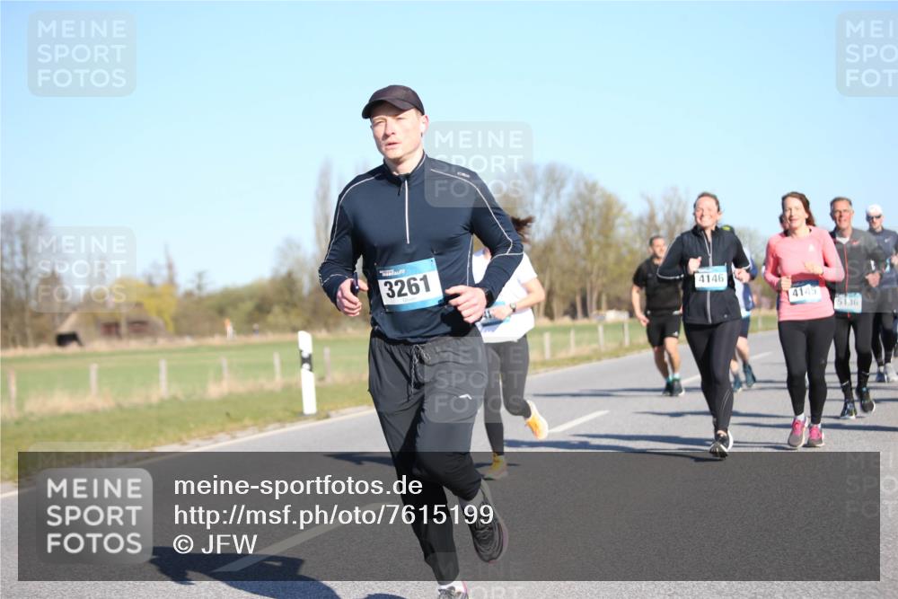 06.04.2025 - 44. Internationalen Wilhelmsburger Insellauf Jannik Wohlers http://msf.ph/oto/7615199 06.04.2025 09:33:24 Laufen 3261, 4146, 4145, 5136 meine-sportfotos.de