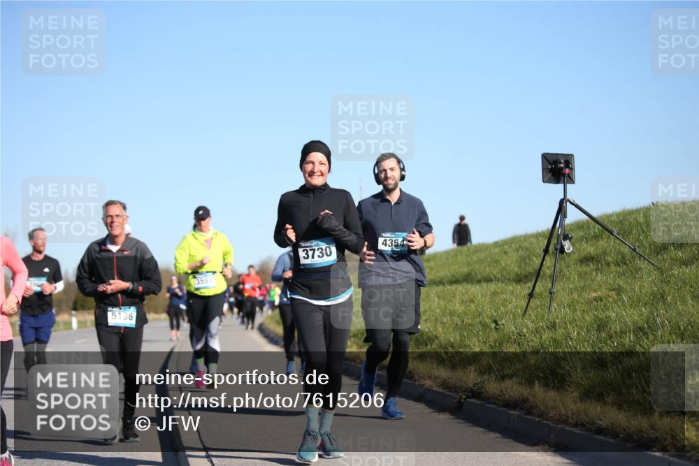 06.04.2025 - 44. Internationalen Wilhelmsburger Insellauf Jannik Wohlers http://msf.ph/oto/7615206 06.04.2025 09:33:26 Laufen 5136, 3551, 3730, 4354 meine-sportfotos.de