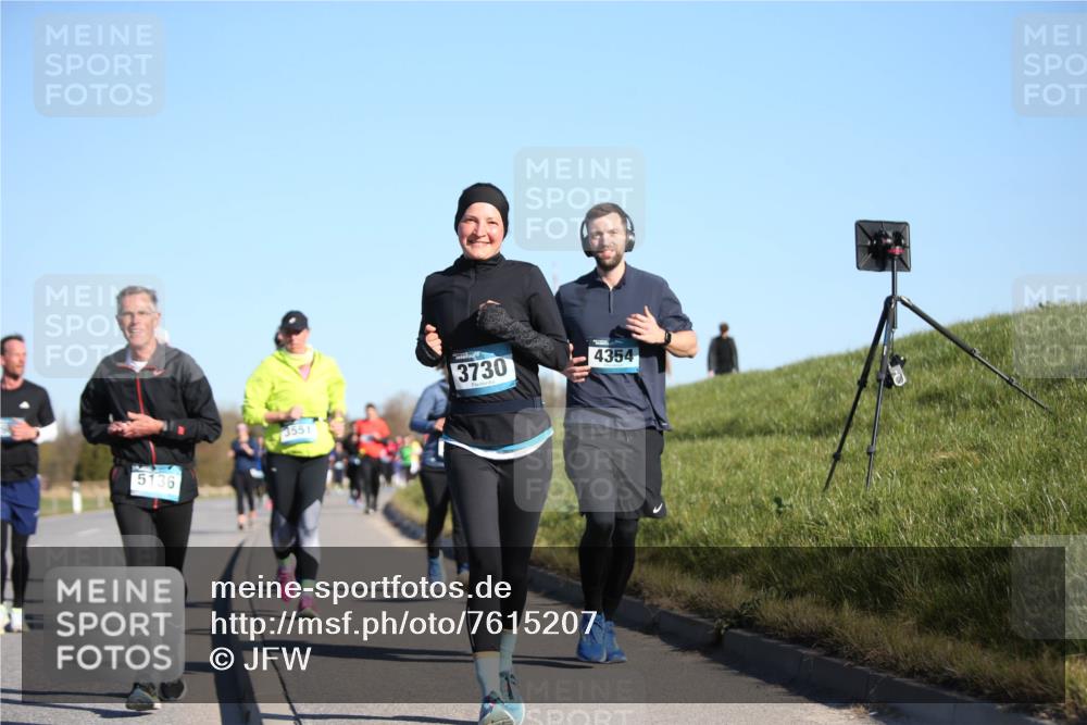 06.04.2025 - 44. Internationalen Wilhelmsburger Insellauf Jannik Wohlers http://msf.ph/oto/7615207 06.04.2025 09:33:26 Laufen 5136, 3551, 3730, 4354 meine-sportfotos.de