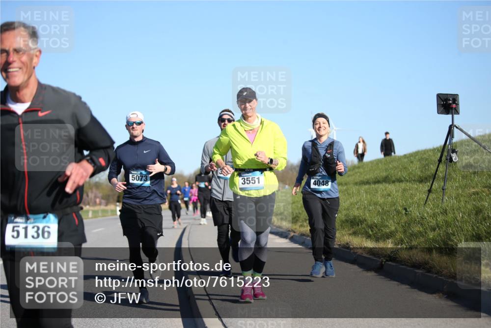 06.04.2025 - 44. Internationalen Wilhelmsburger Insellauf Jannik Wohlers http://msf.ph/oto/7615223 06.04.2025 09:33:28 Laufen 5136, 5073, 3551, 4048 meine-sportfotos.de