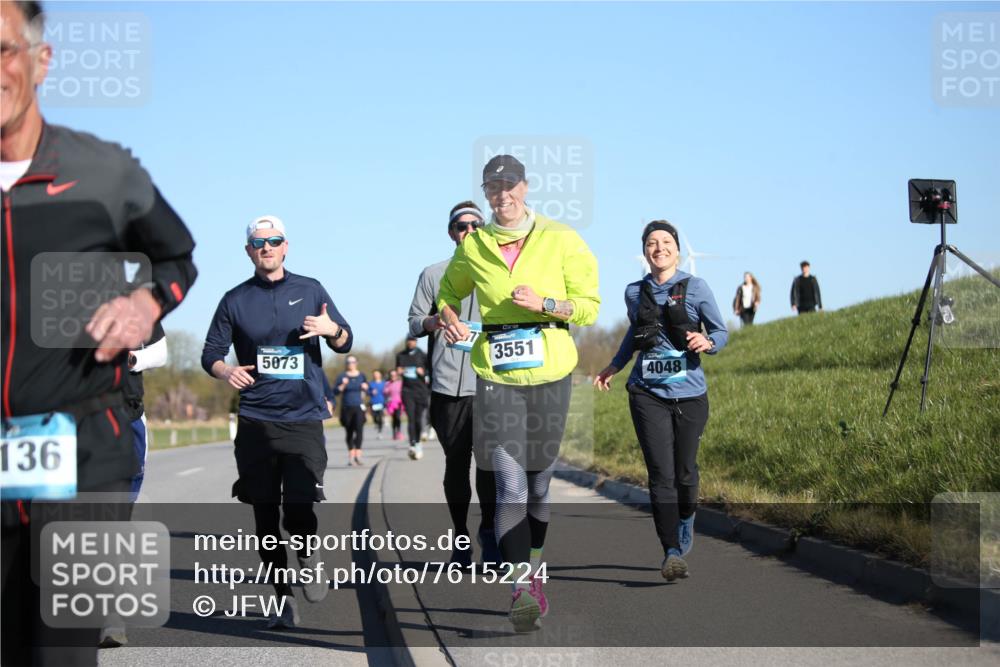 06.04.2025 - 44. Internationalen Wilhelmsburger Insellauf Jannik Wohlers http://msf.ph/oto/7615224 06.04.2025 09:33:28 Laufen 136, 5073, 3551, 4048 meine-sportfotos.de