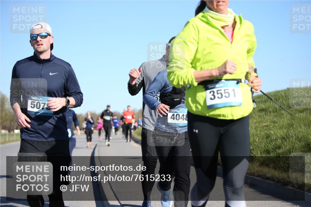 06.04.2025 - 44. Internationalen Wilhelmsburger Insellauf Jannik Wohlers http://msf.ph/oto/7615233 06.04.2025 09:33:30 Laufen 507, 4048, 3551 meine-sportfotos.de