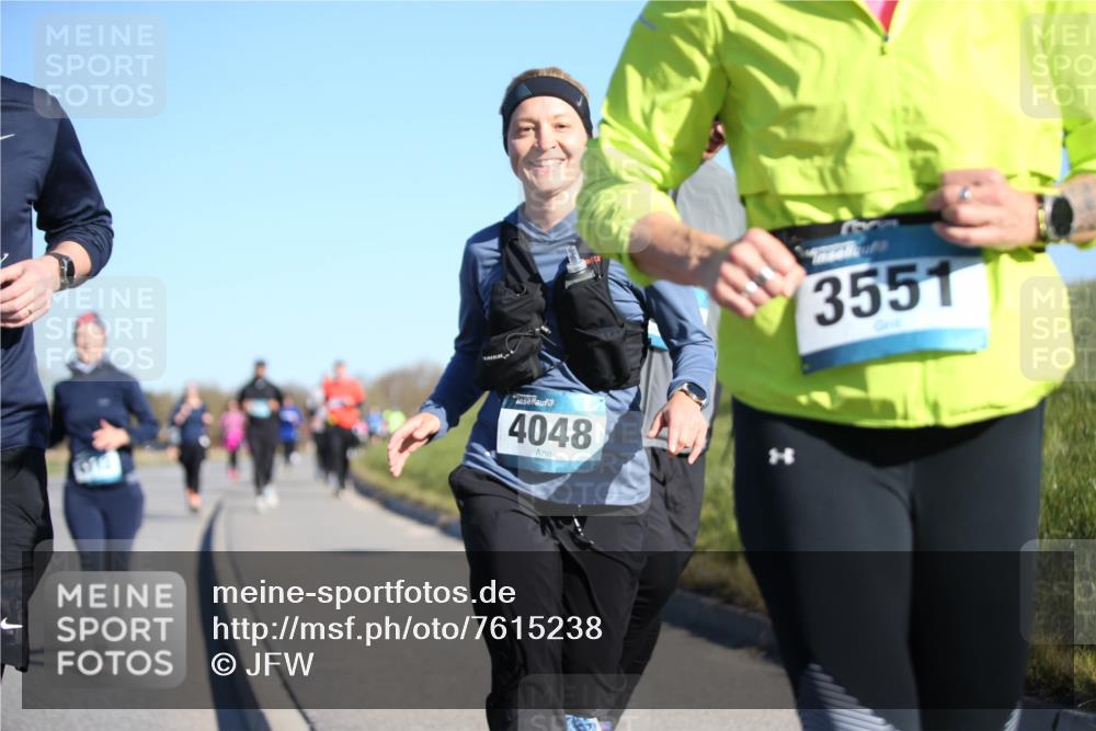 06.04.2025 - 44. Internationalen Wilhelmsburger Insellauf Jannik Wohlers http://msf.ph/oto/7615238 06.04.2025 09:33:31 Laufen 4048, 735, 3551 meine-sportfotos.de