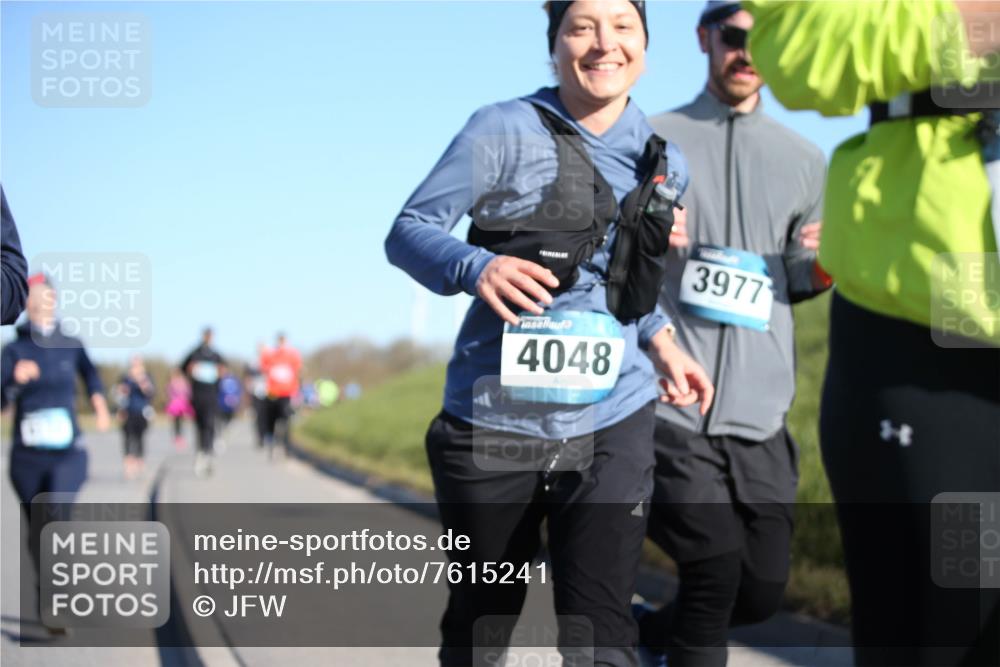 06.04.2025 - 44. Internationalen Wilhelmsburger Insellauf Jannik Wohlers http://msf.ph/oto/7615241 06.04.2025 09:33:31 Laufen 4048, 3977 meine-sportfotos.de