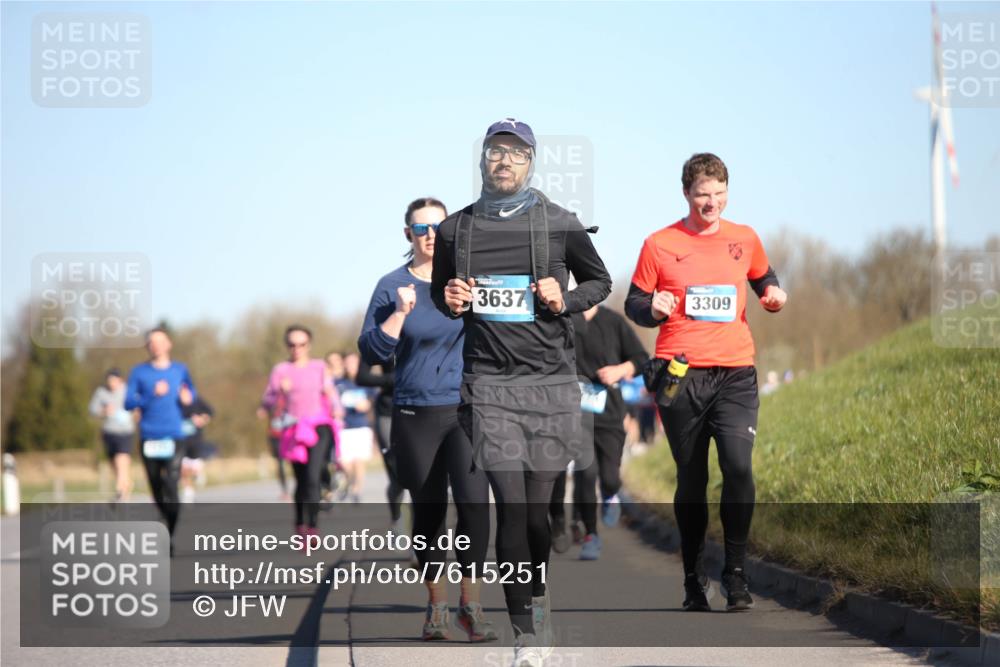 06.04.2025 - 44. Internationalen Wilhelmsburger Insellauf Jannik Wohlers http://msf.ph/oto/7615251 06.04.2025 09:33:34 Laufen 3637, 3309 meine-sportfotos.de