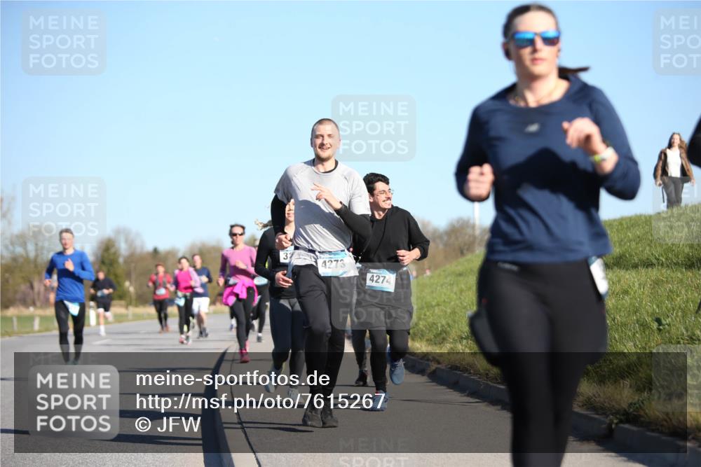 06.04.2025 - 44. Internationalen Wilhelmsburger Insellauf Jannik Wohlers http://msf.ph/oto/7615267 06.04.2025 09:33:39 Laufen 33, 4273, 4274 meine-sportfotos.de