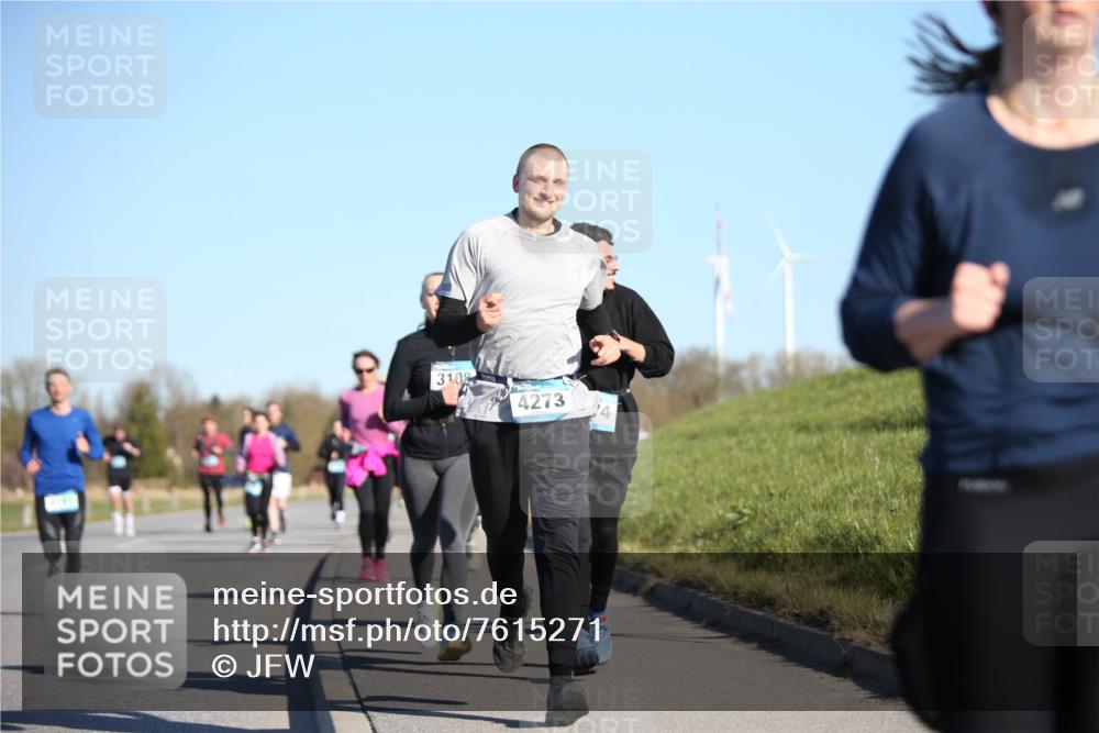 06.04.2025 - 44. Internationalen Wilhelmsburger Insellauf Jannik Wohlers http://msf.ph/oto/7615271 06.04.2025 09:33:39 Laufen 310, 4273, 14 meine-sportfotos.de