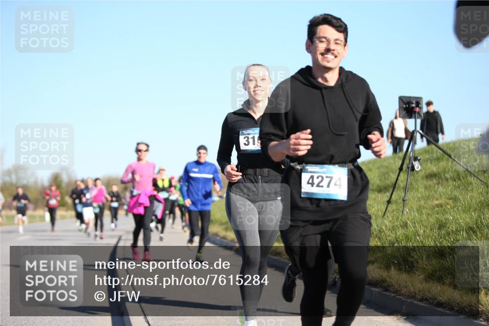 06.04.2025 - 44. Internationalen Wilhelmsburger Insellauf Jannik Wohlers http://msf.ph/oto/7615284 06.04.2025 09:33:42 Laufen 31, 4274 meine-sportfotos.de
