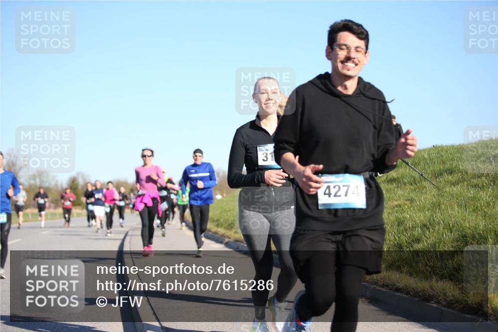 06.04.2025 - 44. Internationalen Wilhelmsburger Insellauf Jannik Wohlers http://msf.ph/oto/7615286 06.04.2025 09:33:42 Laufen 31, 4274 meine-sportfotos.de