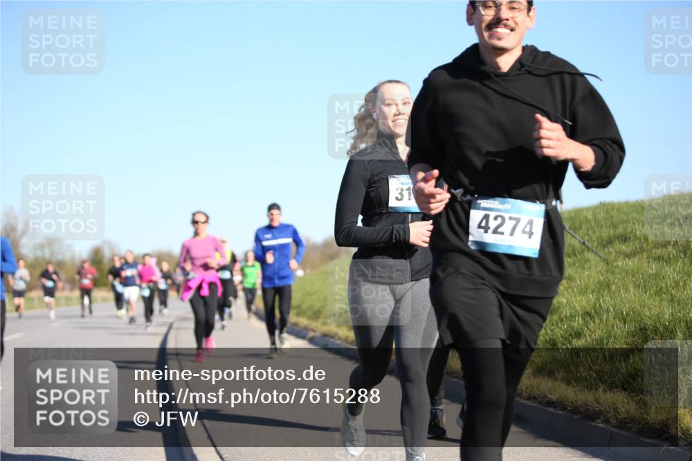 06.04.2025 - 44. Internationalen Wilhelmsburger Insellauf Jannik Wohlers http://msf.ph/oto/7615288 06.04.2025 09:33:42 Laufen 31, 4274 meine-sportfotos.de