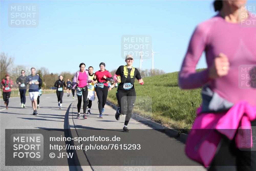 06.04.2025 - 44. Internationalen Wilhelmsburger Insellauf Jannik Wohlers http://msf.ph/oto/7615293 06.04.2025 09:33:46 Laufen 3638, 183, 3565, 3077 meine-sportfotos.de