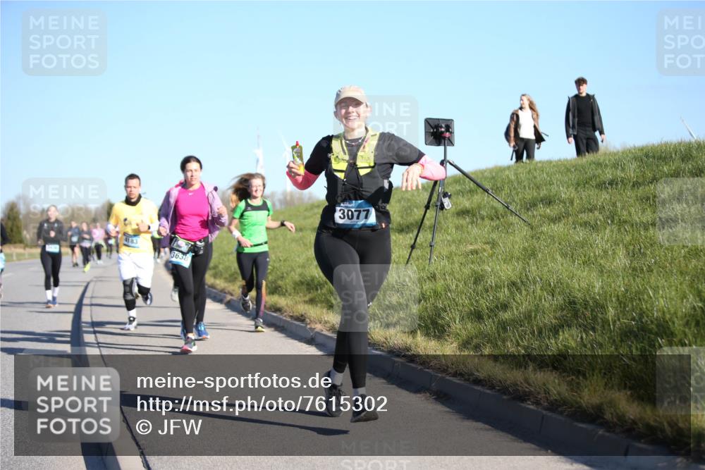 06.04.2025 - 44. Internationalen Wilhelmsburger Insellauf Jannik Wohlers http://msf.ph/oto/7615302 06.04.2025 09:33:48 Laufen 4183, 3638, 3077 meine-sportfotos.de