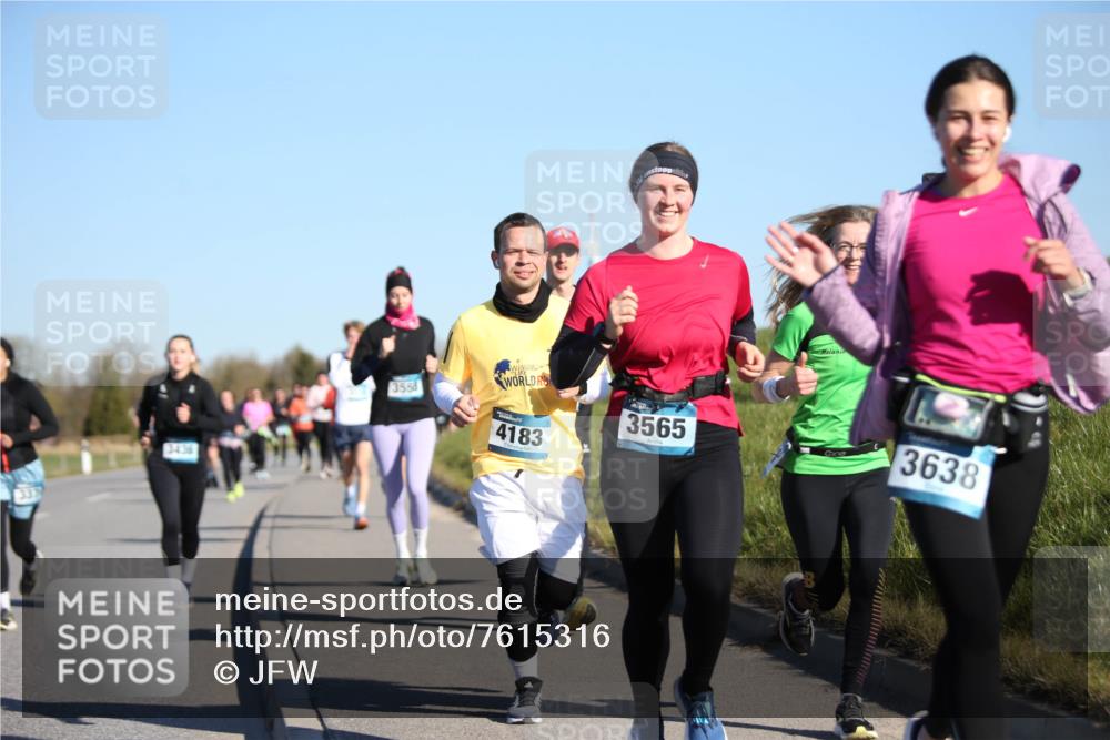 06.04.2025 - 44. Internationalen Wilhelmsburger Insellauf Jannik Wohlers http://msf.ph/oto/7615316 06.04.2025 09:33:50 Laufen 337, 3436, 3558, 4183, 3565, 3638 meine-sportfotos.de