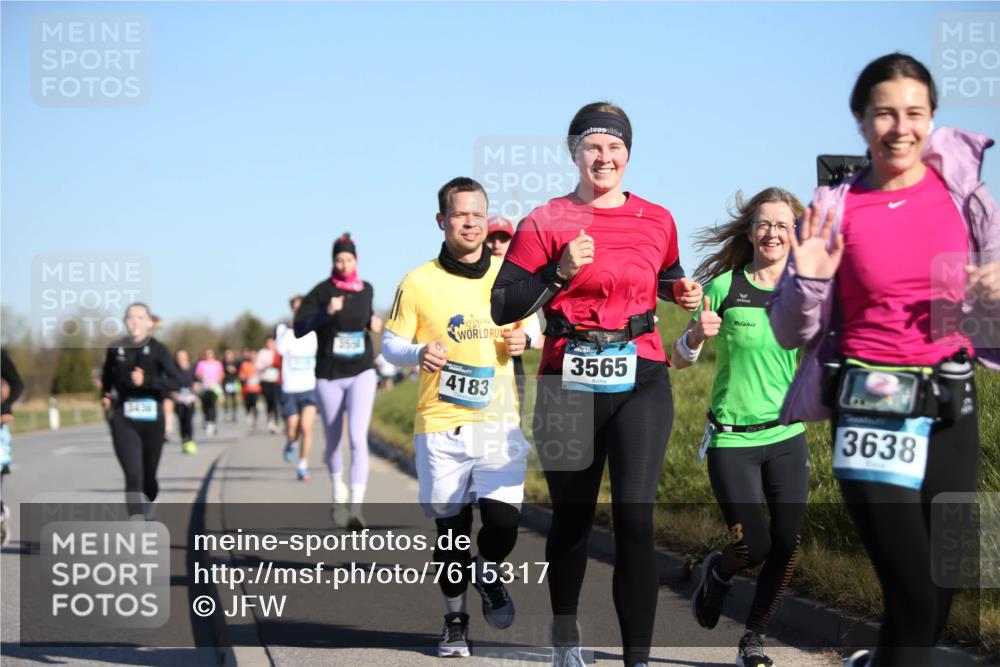06.04.2025 - 44. Internationalen Wilhelmsburger Insellauf Jannik Wohlers http://msf.ph/oto/7615317 06.04.2025 09:33:50 Laufen 3436, 3565, 4183, 3638 meine-sportfotos.de