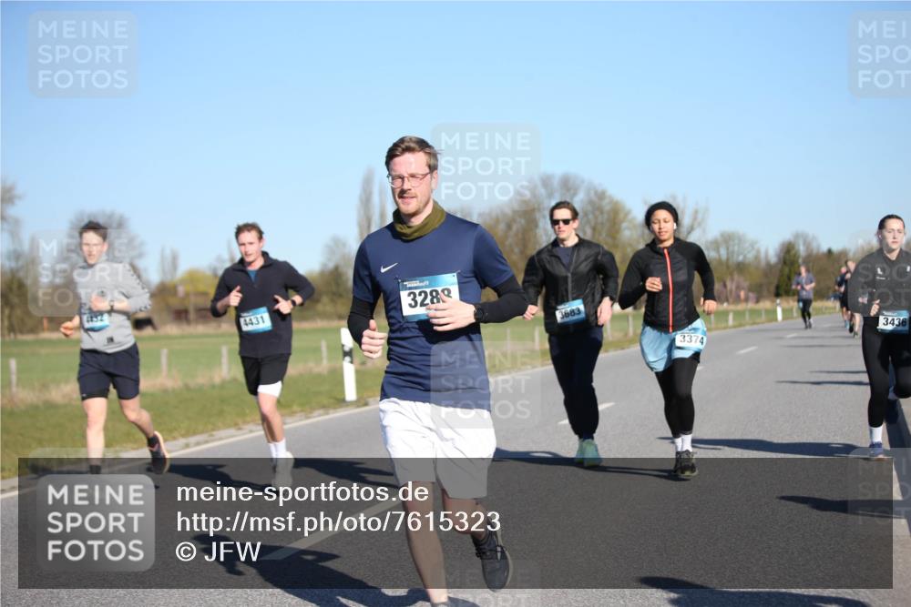 06.04.2025 - 44. Internationalen Wilhelmsburger Insellauf Jannik Wohlers http://msf.ph/oto/7615323 06.04.2025 09:33:52 Laufen 4431, 328, 3683, 3374, 3436 meine-sportfotos.de