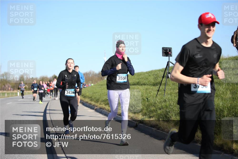 06.04.2025 - 44. Internationalen Wilhelmsburger Insellauf Jannik Wohlers http://msf.ph/oto/7615326 06.04.2025 09:33:53 Laufen 3436, 3558, 3956 meine-sportfotos.de