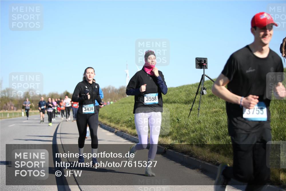 06.04.2025 - 44. Internationalen Wilhelmsburger Insellauf Jannik Wohlers http://msf.ph/oto/7615327 06.04.2025 09:33:53 Laufen 3436, 3558, 3755 meine-sportfotos.de