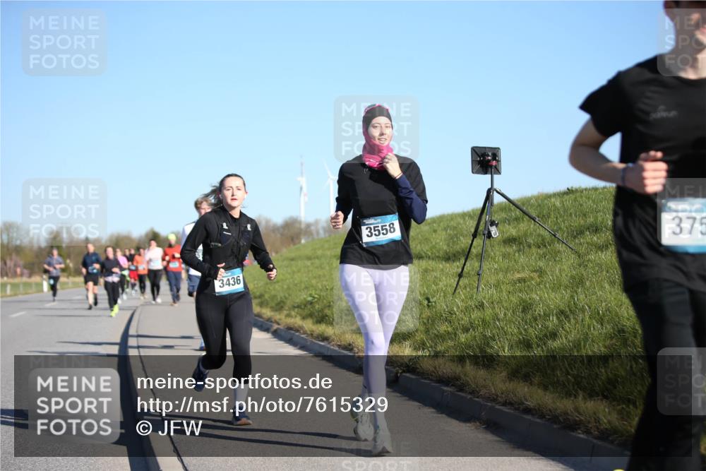 06.04.2025 - 44. Internationalen Wilhelmsburger Insellauf Jannik Wohlers http://msf.ph/oto/7615329 06.04.2025 09:33:53 Laufen 3558, 3436, 375 meine-sportfotos.de