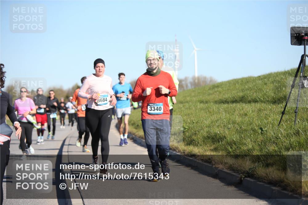 06.04.2025 - 44. Internationalen Wilhelmsburger Insellauf Jannik Wohlers http://msf.ph/oto/7615343 06.04.2025 09:34:01 Laufen 8684, 3340 meine-sportfotos.de