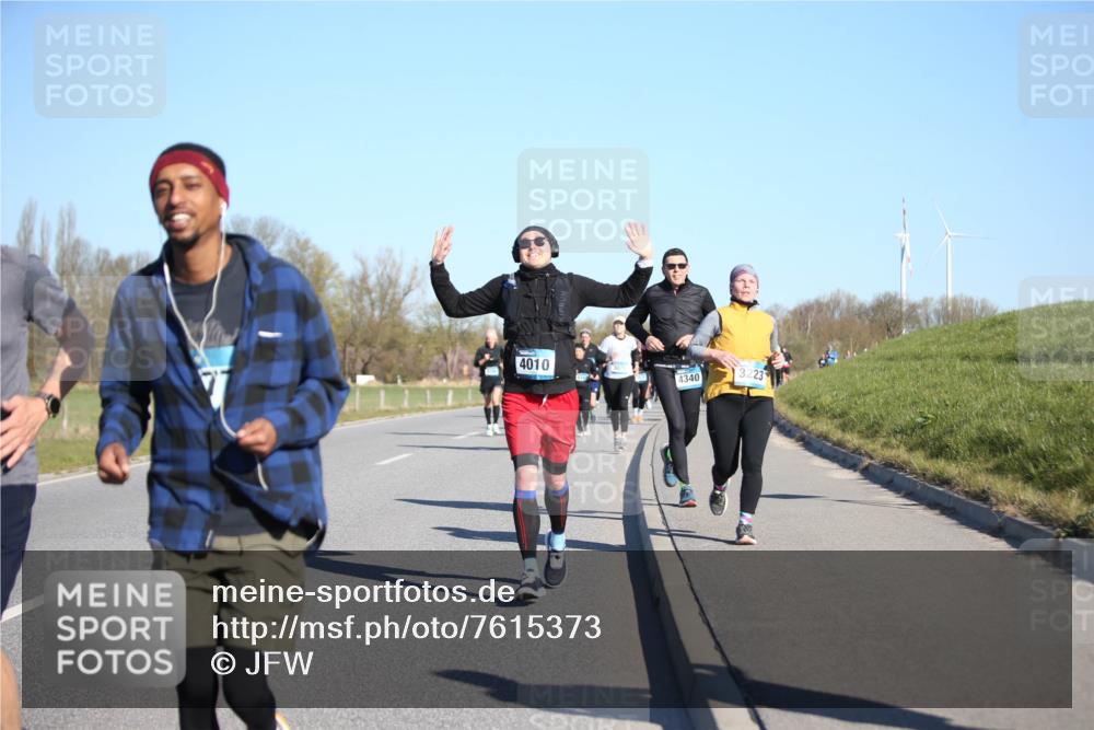 06.04.2025 - 44. Internationalen Wilhelmsburger Insellauf Jannik Wohlers http://msf.ph/oto/7615373 06.04.2025 09:34:07 Laufen 4010, 4340, 3223 meine-sportfotos.de