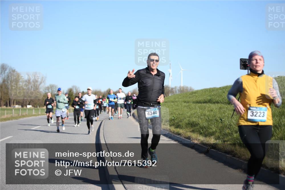 06.04.2025 - 44. Internationalen Wilhelmsburger Insellauf Jannik Wohlers http://msf.ph/oto/7615392 06.04.2025 09:34:10 Laufen 3071, 4340, 3223 meine-sportfotos.de