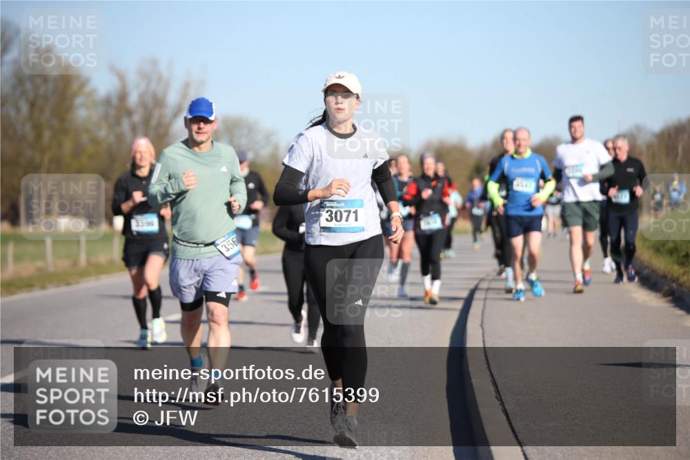 06.04.2025 - 44. Internationalen Wilhelmsburger Insellauf Jannik Wohlers http://msf.ph/oto/7615399 06.04.2025 09:34:12 Laufen 3, 39, 356, 3071, 4647, 7246 meine-sportfotos.de