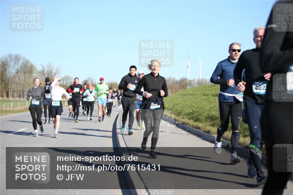 06.04.2025 - 44. Internationalen Wilhelmsburger Insellauf Jannik Wohlers http://msf.ph/oto/7615431 06.04.2025 09:34:21 Laufen 4575, 4376, 241, 93, 446, 026, 402 meine-sportfotos.de