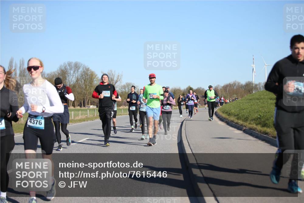 06.04.2025 - 44. Internationalen Wilhelmsburger Insellauf Jannik Wohlers http://msf.ph/oto/7615446 06.04.2025 09:34:24 Laufen 4376, 3233, 322, 32, 4479 meine-sportfotos.de