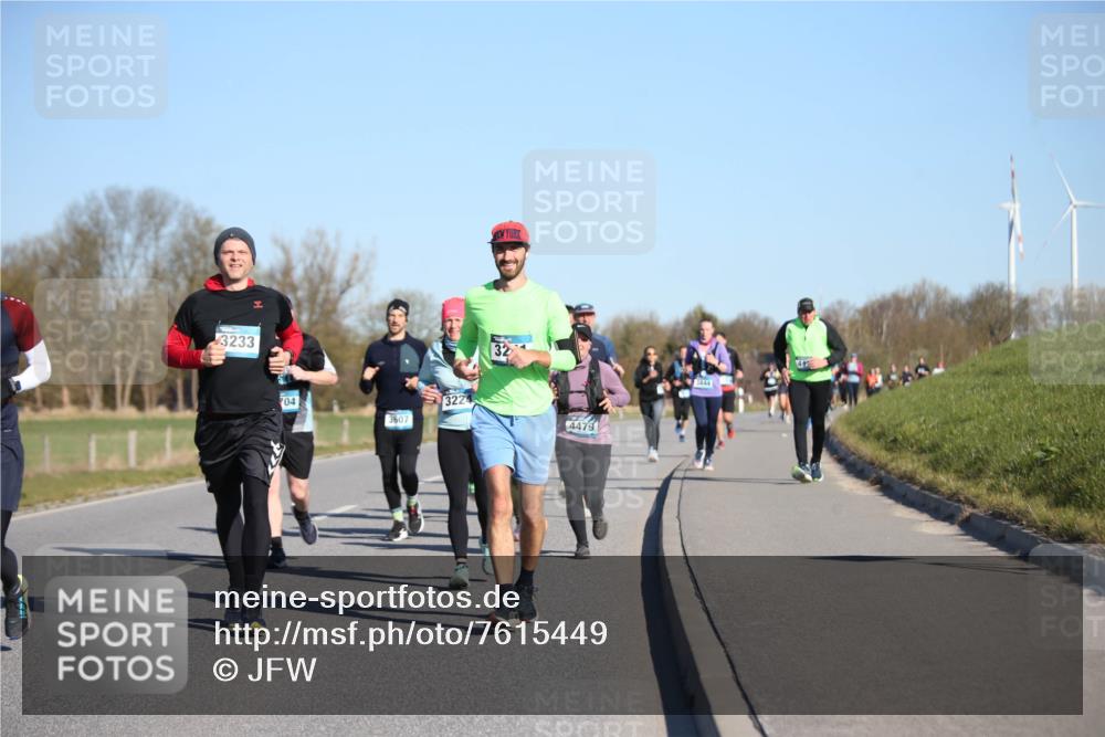 06.04.2025 - 44. Internationalen Wilhelmsburger Insellauf Jannik Wohlers http://msf.ph/oto/7615449 06.04.2025 09:34:25 Laufen 3233, 04, 3607, 3224, 32, 4479, 3444 meine-sportfotos.de