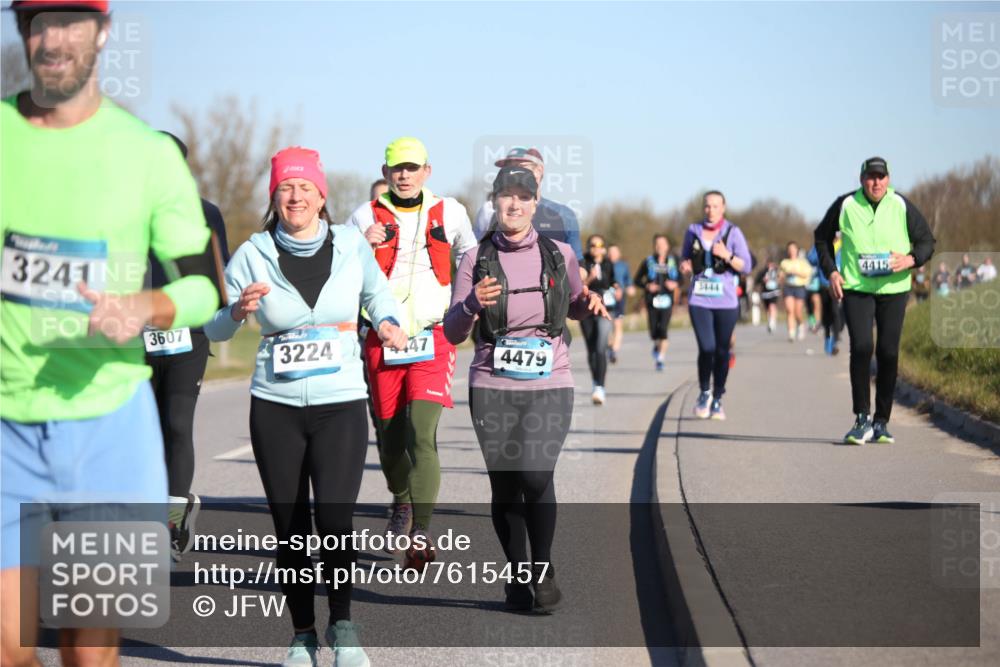 06.04.2025 - 44. Internationalen Wilhelmsburger Insellauf Jannik Wohlers http://msf.ph/oto/7615457 06.04.2025 09:34:27 Laufen 3241, 3607, 3224, 447, 4479, 3444, 4415 meine-sportfotos.de