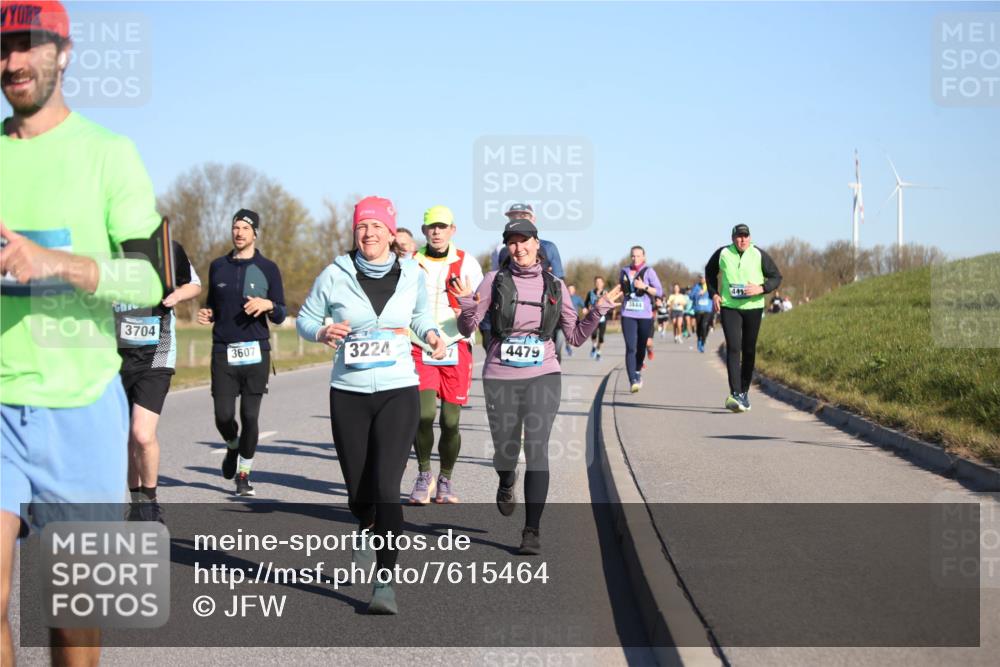 06.04.2025 - 44. Internationalen Wilhelmsburger Insellauf Jannik Wohlers http://msf.ph/oto/7615464 06.04.2025 09:34:28 Laufen 3704, 3607, 3224, 4479, 3444, 44 meine-sportfotos.de