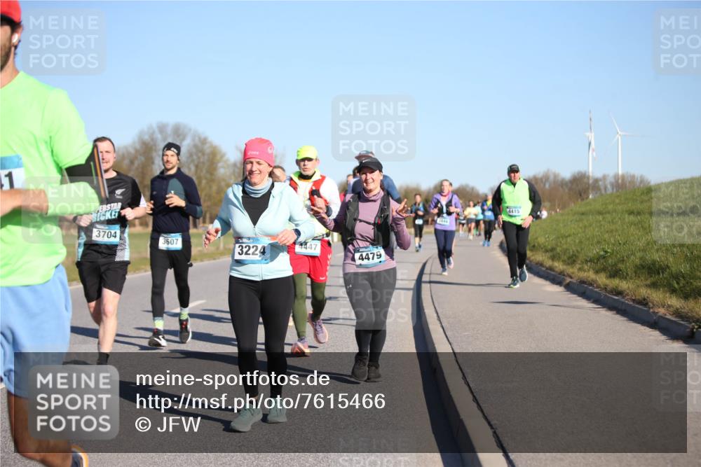 06.04.2025 - 44. Internationalen Wilhelmsburger Insellauf Jannik Wohlers http://msf.ph/oto/7615466 06.04.2025 09:34:28 Laufen 41, 3704, 3607, 3224, 4447, 4479, 4415 meine-sportfotos.de