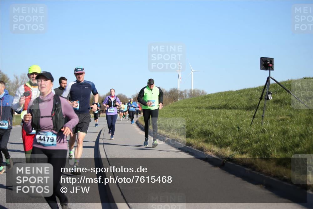 06.04.2025 - 44. Internationalen Wilhelmsburger Insellauf Jannik Wohlers http://msf.ph/oto/7615468 06.04.2025 09:34:29 Laufen 665, 4479, 3444 meine-sportfotos.de