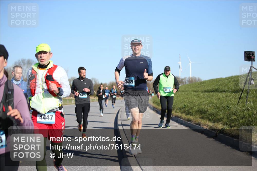 06.04.2025 - 44. Internationalen Wilhelmsburger Insellauf Jannik Wohlers http://msf.ph/oto/7615474 06.04.2025 09:34:30 Laufen 4447, 3485, 3489, 4415 meine-sportfotos.de