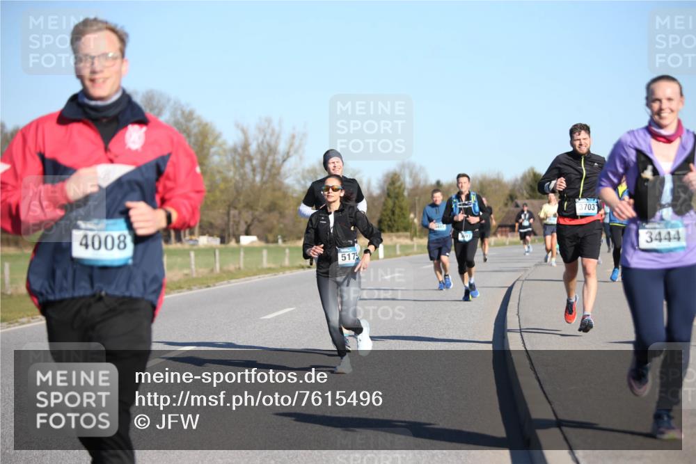 06.04.2025 - 44. Internationalen Wilhelmsburger Insellauf Jannik Wohlers http://msf.ph/oto/7615496 06.04.2025 09:34:34 Laufen 4008, 5175, 1485, 3703, 3444 meine-sportfotos.de